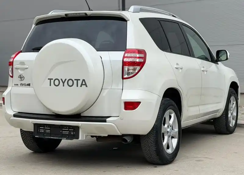 TOYOTA RAV 4 FACELIFT 2.2D4D 110KW