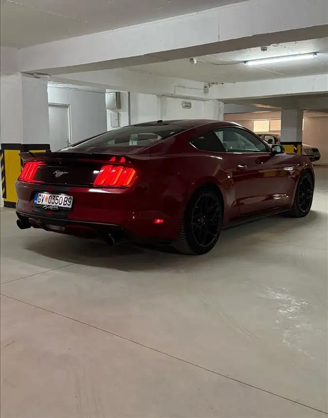 FORD MUSTANG 2.3 PREMIUM