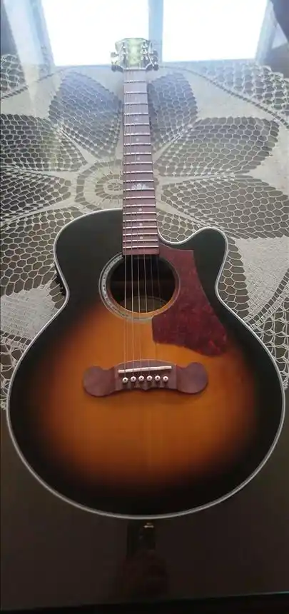 Epiphone J-200 EC Studio Parlor Ozvucena