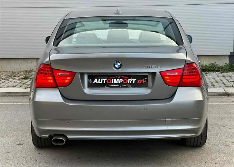 BMW E90 318D 143ks NAVI XENON KOZHA MOZNOST NA RATI - 2009