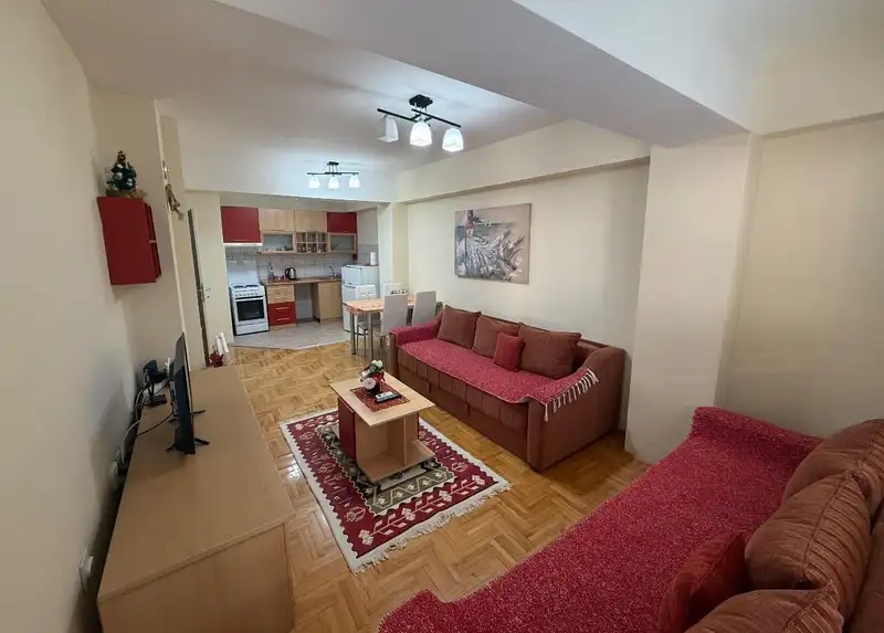 APARTMAN VO STROG CENTAR NA OHRID SO SOPSTVEN PARKING!