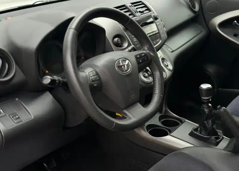 TOYOTA RAV 4 FACELIFT 2.2D4D 110KW