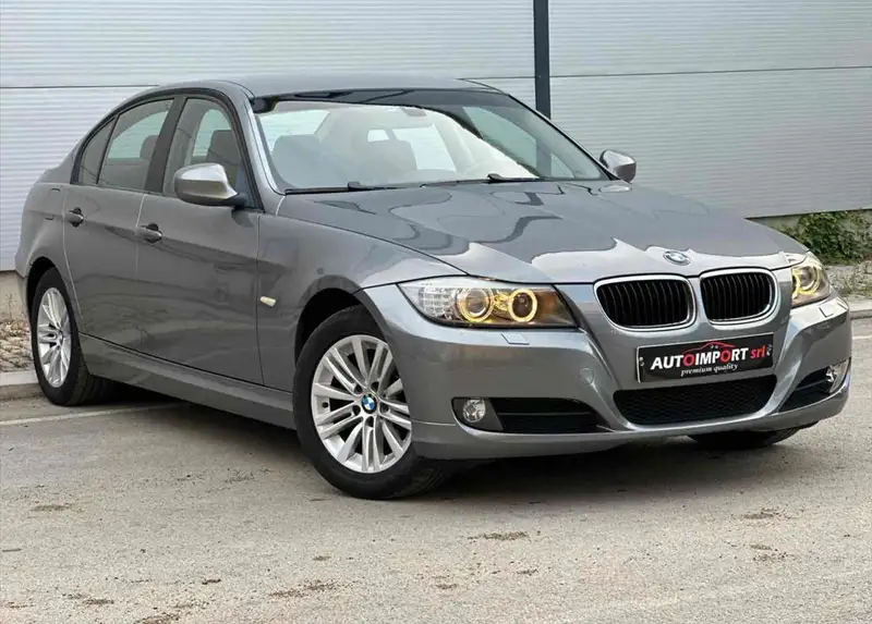 BMW E90 318D 143ks NAVI XENON KOZHA MOZNOST NA RATI - 2009