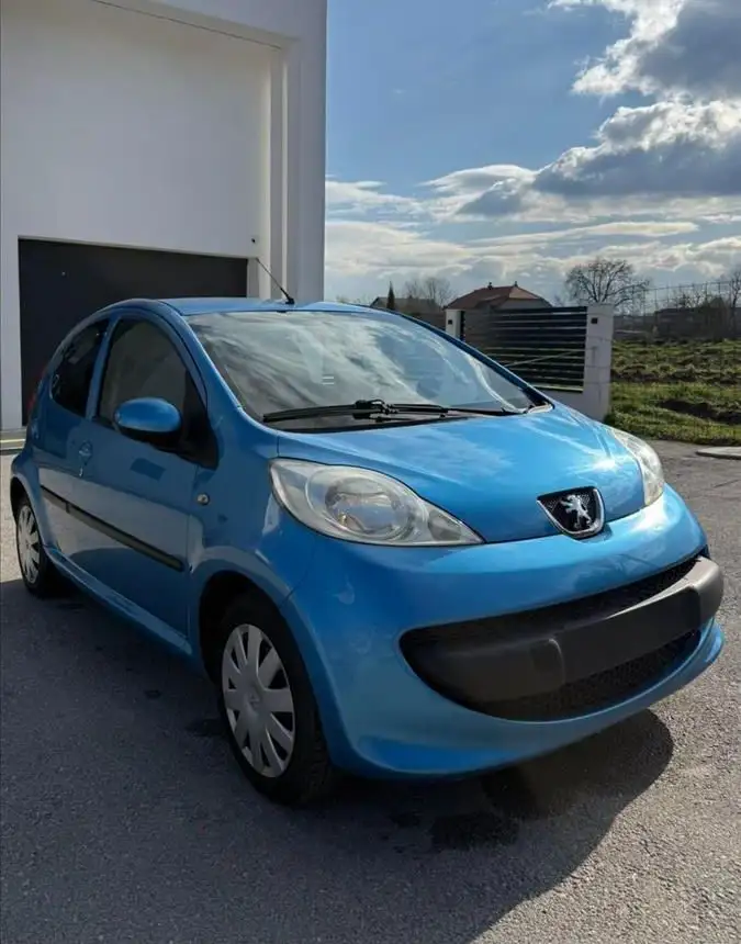 PEUGEOT 107 1.0 BENZIN UVOZ CH KLIMA 5 VRATI NOVO!!