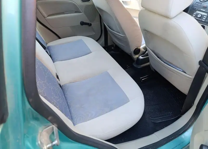 FORD FIESTA 1.3 BENZIN PLIN ODLICNA