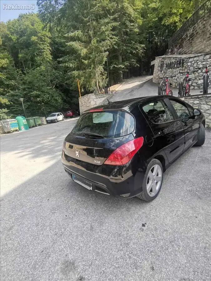 Se prodava peugeot 308