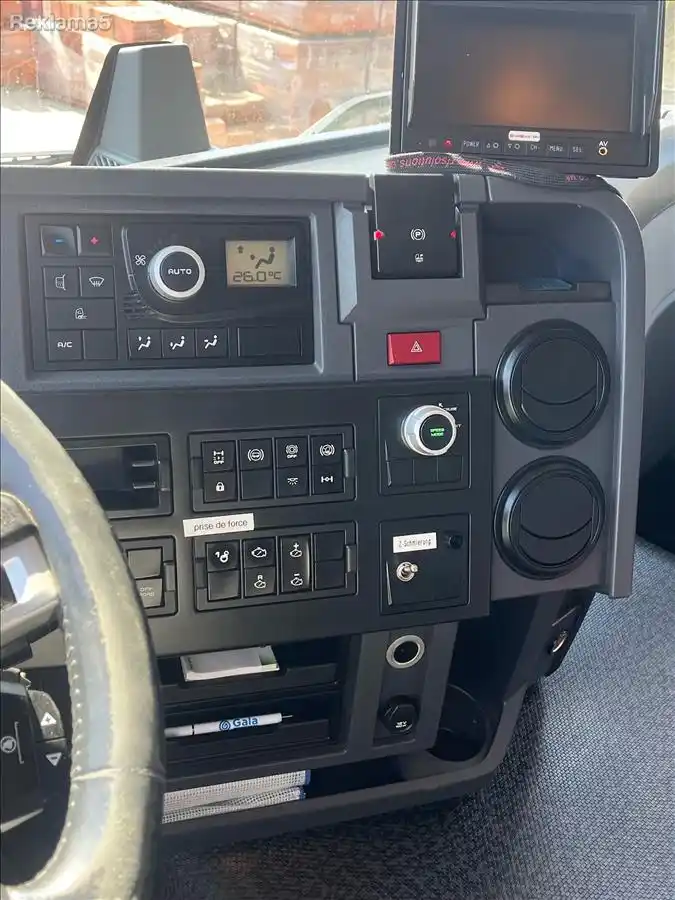 RENAULT C460 6x2 2014