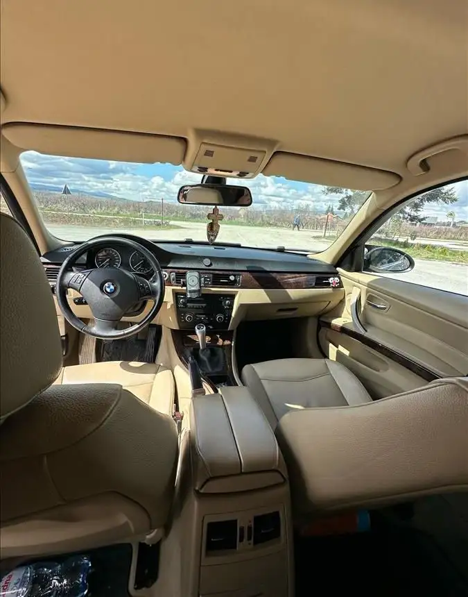 Se prodava BMW 320 2008 177ks