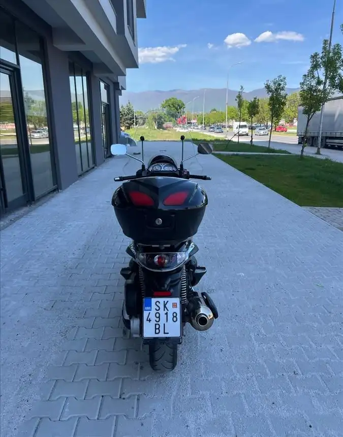 PIAGGIO BEVERLY 400 TOURER