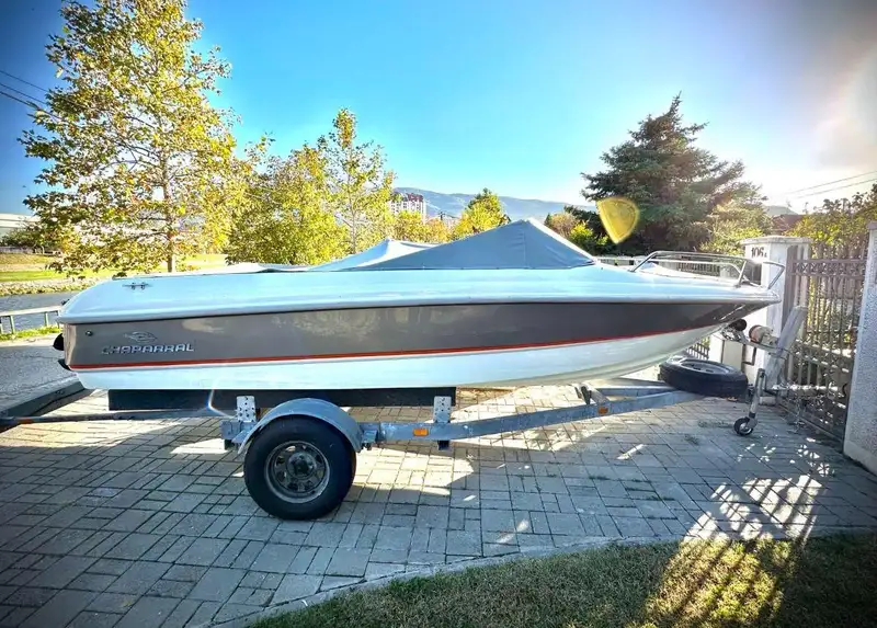 Prodavam gliser CHAPARRAL 180LE