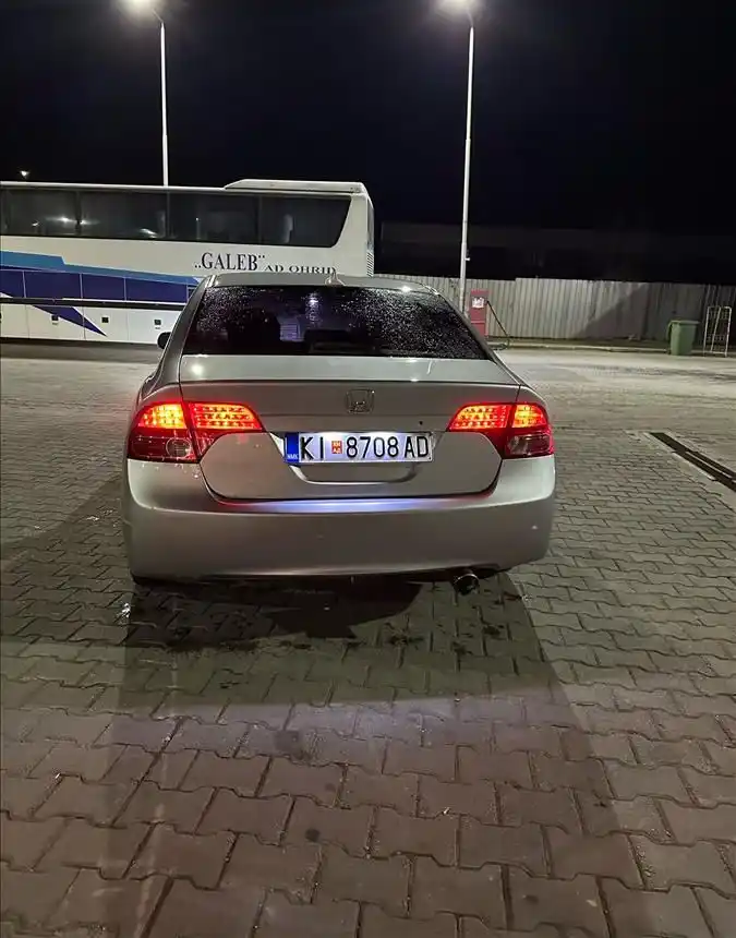Honda Civic 4DR