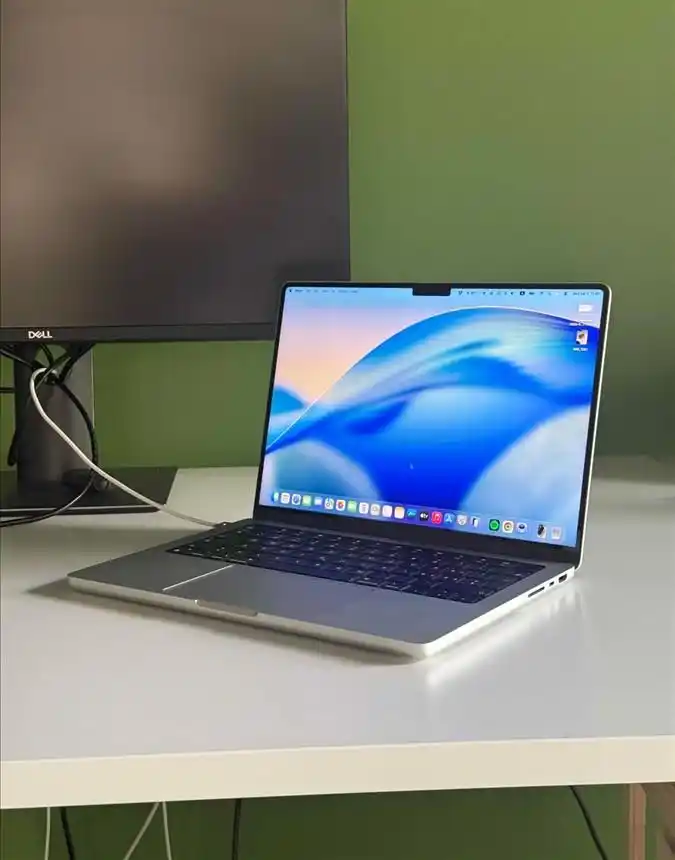 14 inch MacBook Pro M3 Pro