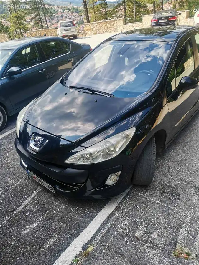 Se prodava peugeot 308