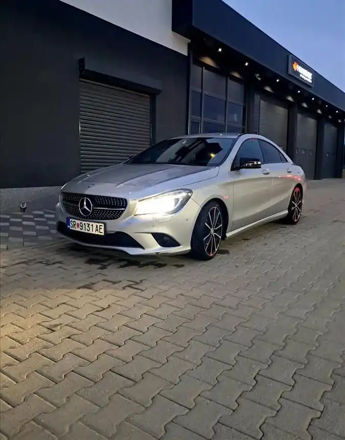 Mercedes-Benz CLA 220 CDI 4MATIC