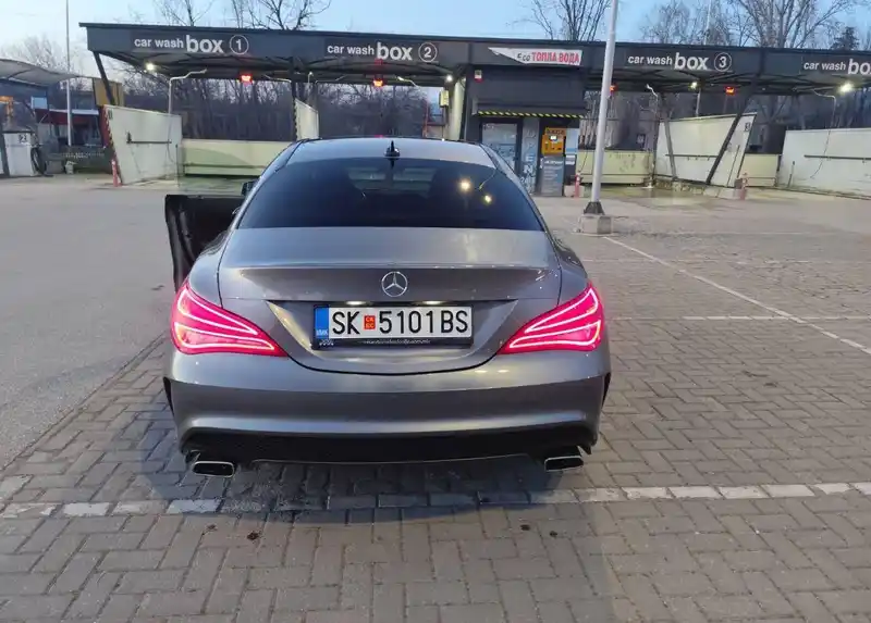 MERCEDES BENZ CLA 200D AMG