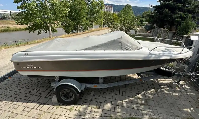 Prodavam gliser CHAPARRAL 180LE