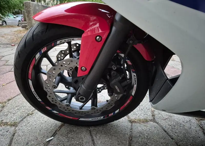 Honda CBR 650f 2014g PERFEKTEN