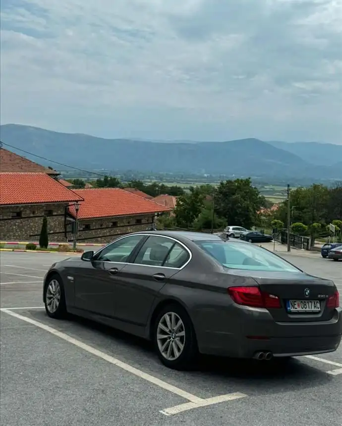 Се продава BMW 530d (2011)
