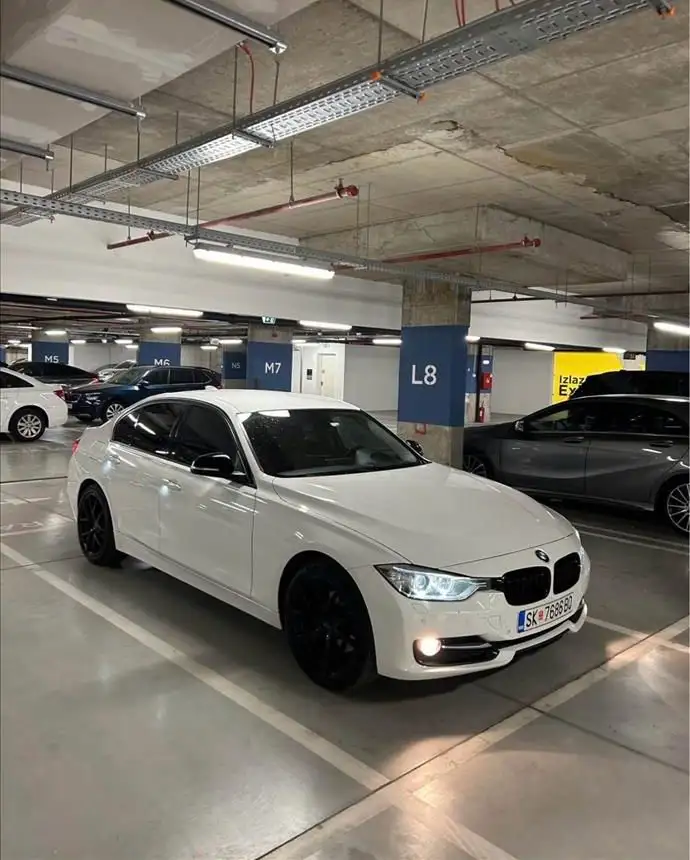 BMW F30 320D