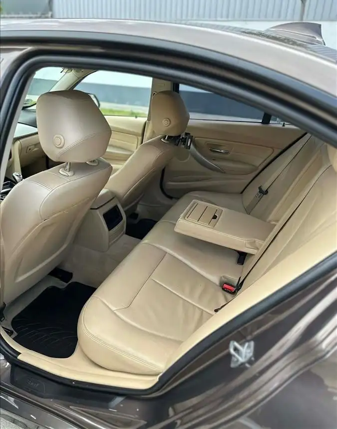 BMW F30 2014