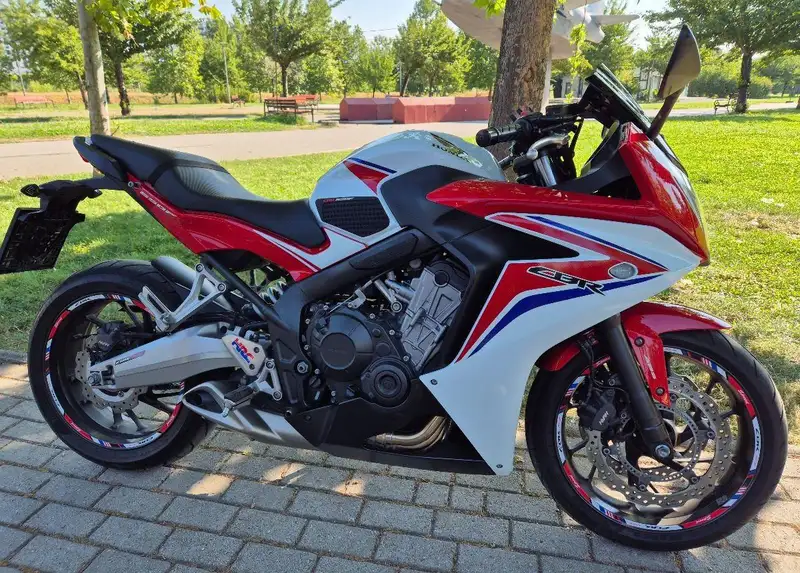 Honda CBR 650f 2014g PERFEKTEN