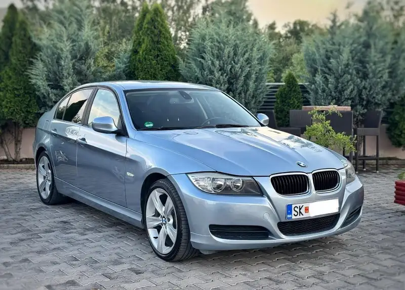 BMW E90 316d FACELIFT -2010