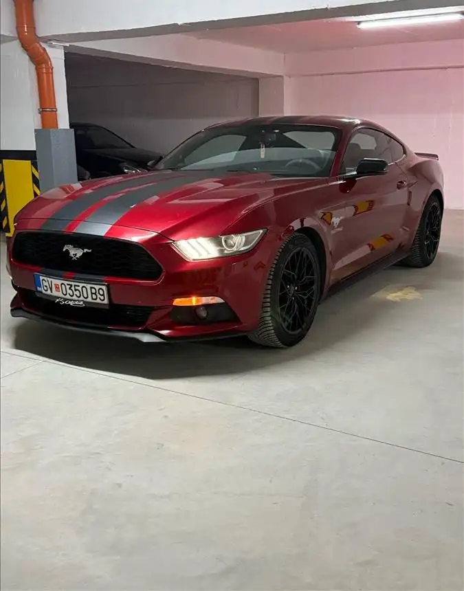 FORD MUSTANG 2.3 PREMIUM