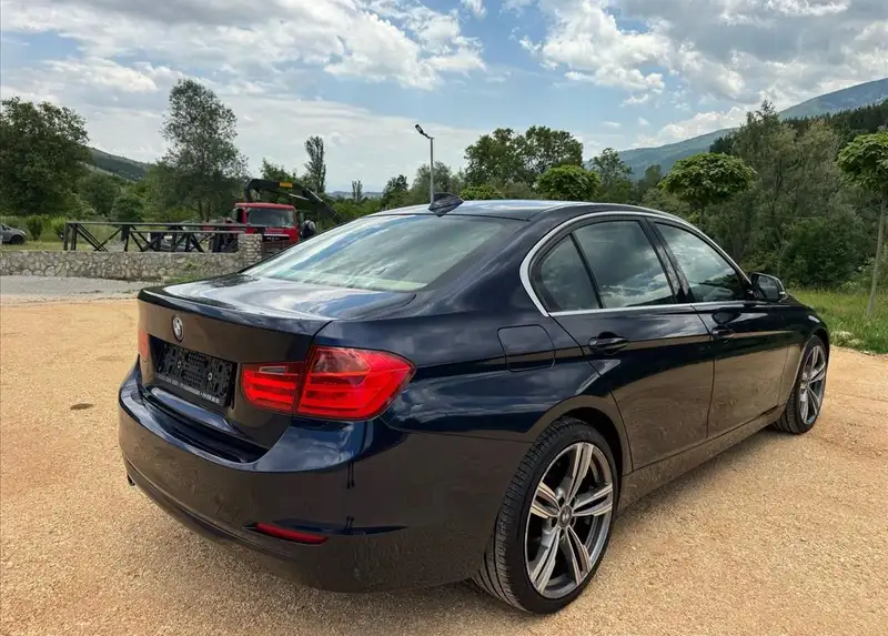 BMW 316D (MODERN LINE F30 MODEL 2014)