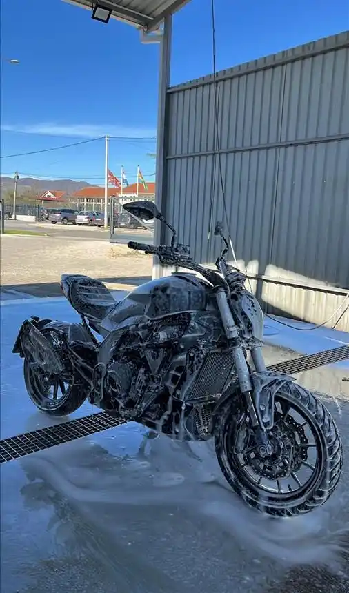 Benelli 502c cruiser