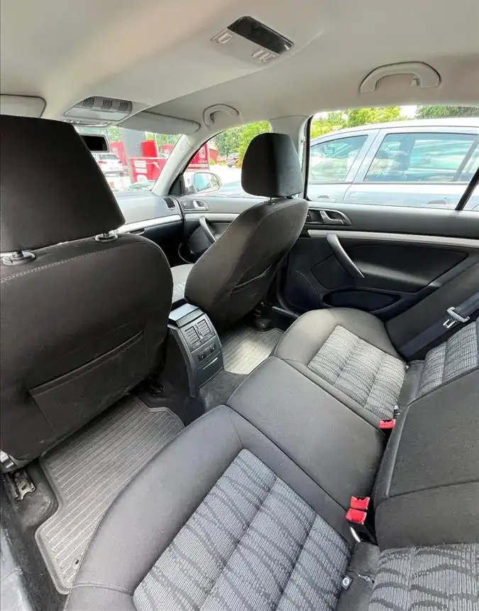 SKODA OCTAVIA 1.6