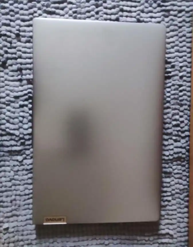 Laptop Lenovo IdeaPad Slim 3