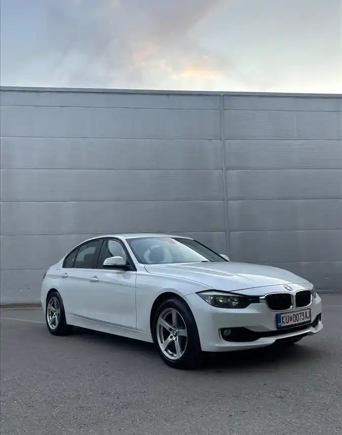 BMW F30 2015