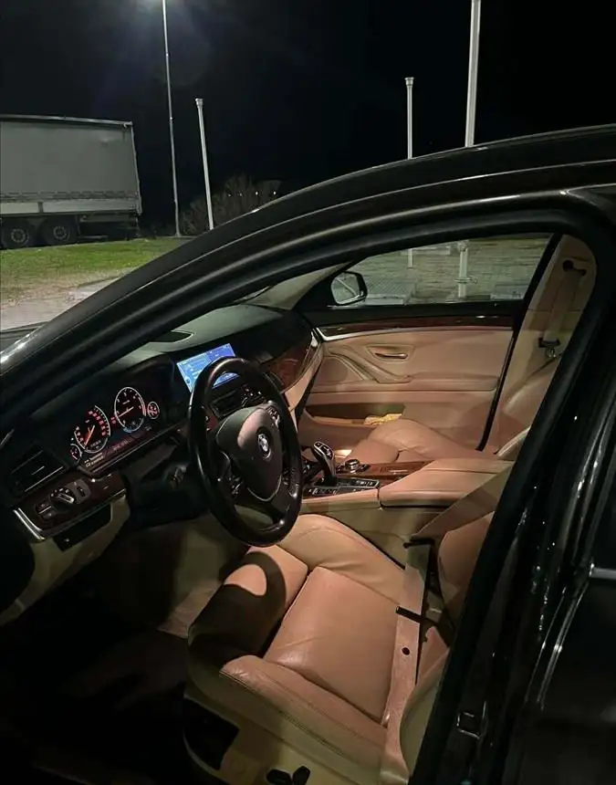 Се продава BMW 530d (2011)
