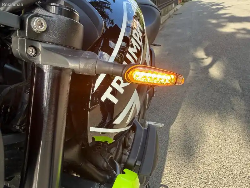 Triumph Trident 660
