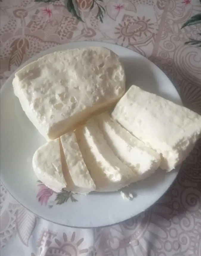 Domashno kravjo sirenje