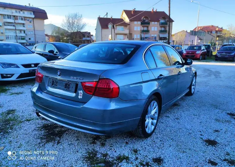 BMW 320D 2012 GOD 184KS