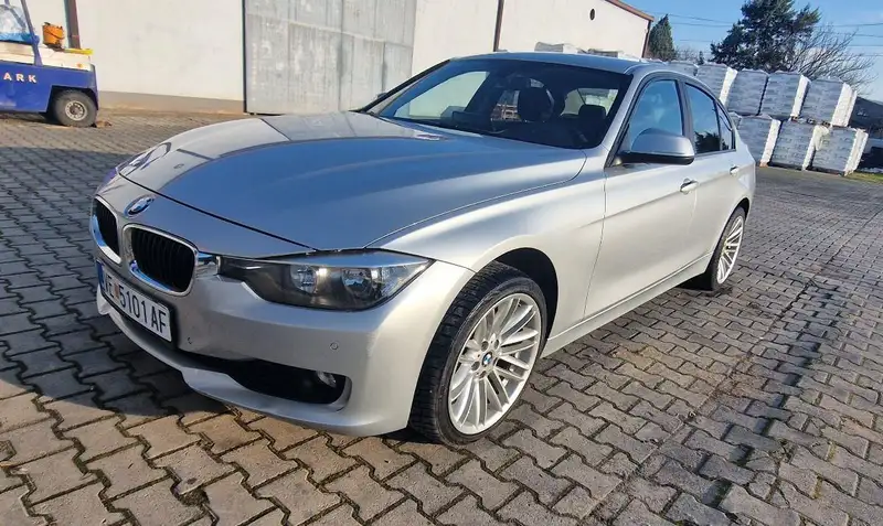 Bmw 320d f30 besprekorna sostojba, zamena