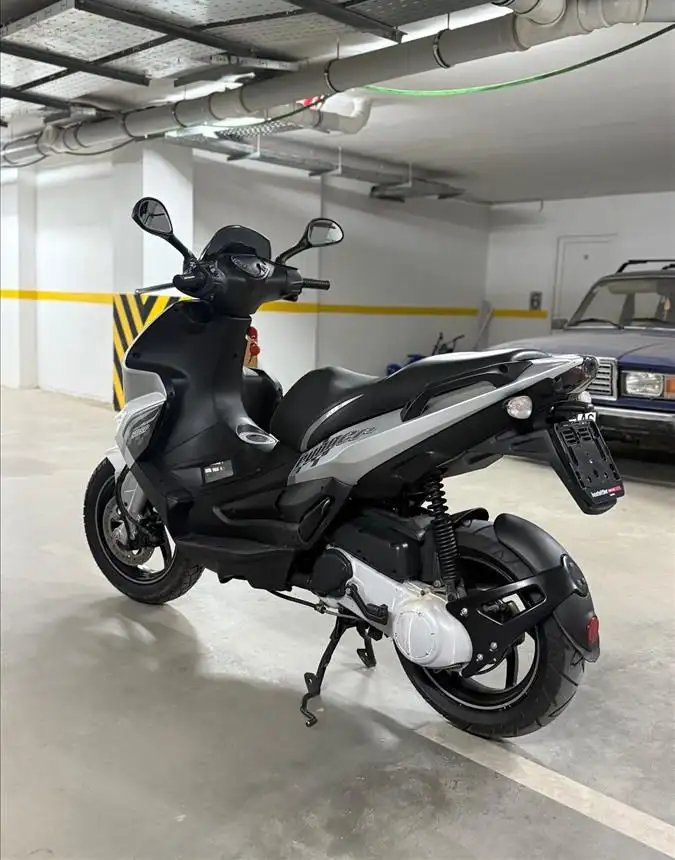 Se prodava Gilera runner sp50 sr 50 CH gillera sr50