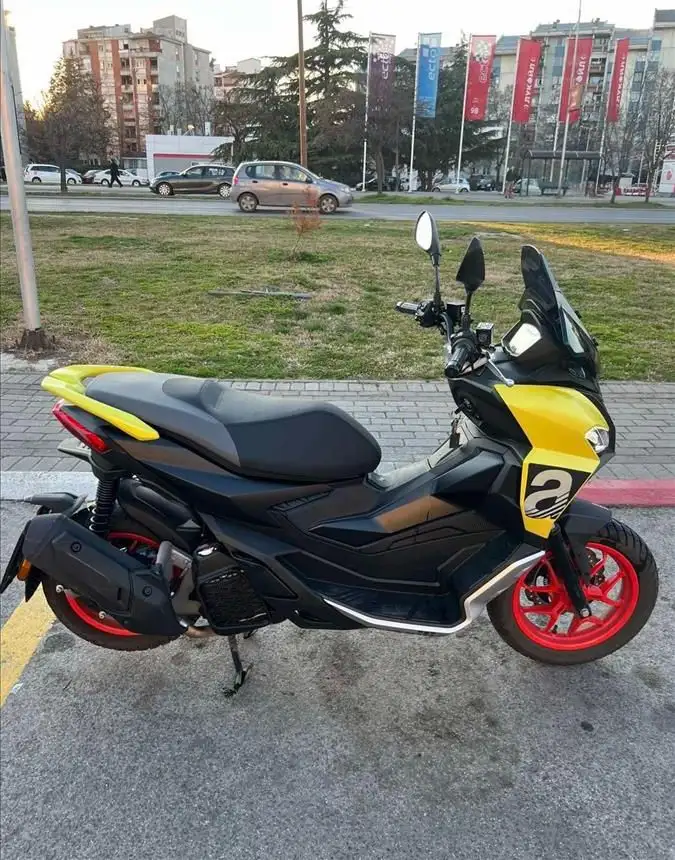 Prodavam Aprilia