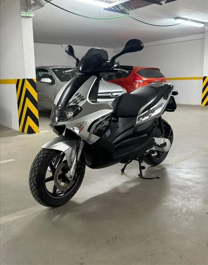 Se prodava Gilera runner sp50 sr 50 CH gillera sr50