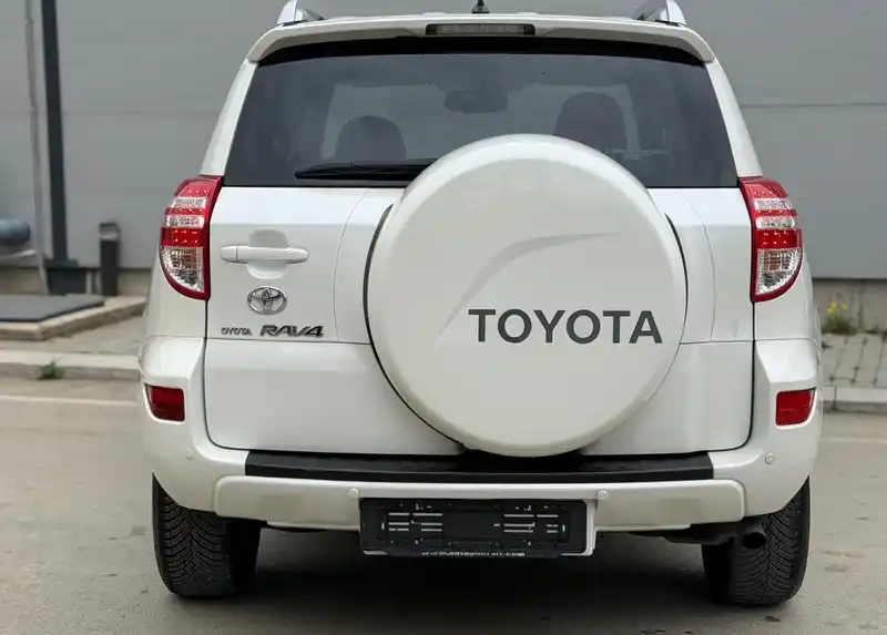 TOYOTA RAV 4 FACELIFT 2.2D4D 110KW