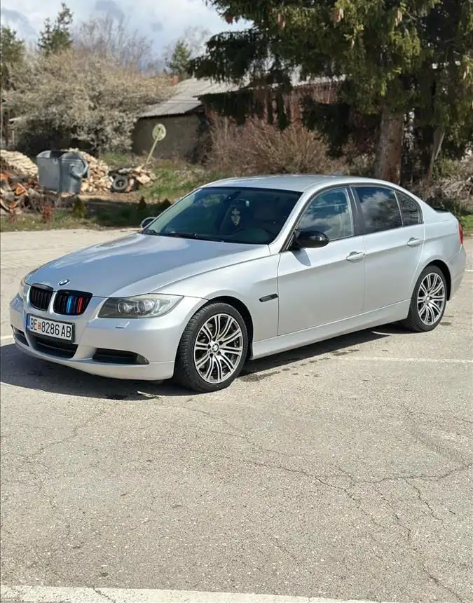 Se prodava BMW 320 2008 177ks