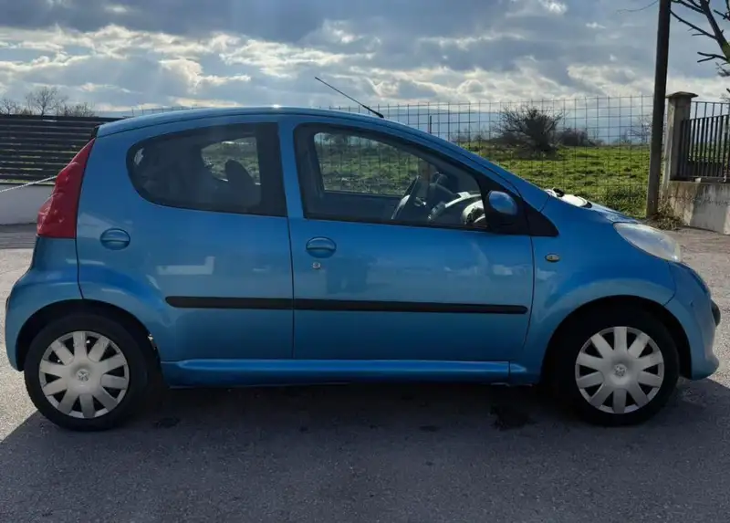 PEUGEOT 107 1.0 BENZIN UVOZ CH KLIMA 5 VRATI NOVO!!